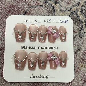 Dazzling Pink Nail Set with Rhinestones and Bows